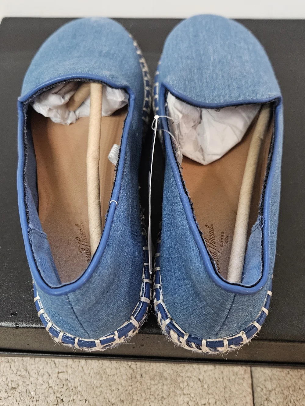 Universal Thread Denim Espadrille Slip-On Shoes – Women's Size 6 – New With Tags